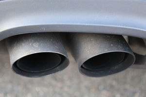 exhaust-517799_960_720.jpg